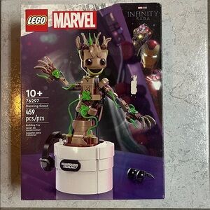 LEGO Marvel Guardians of the Galaxy Groot Set